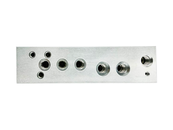 84283905 - Bloco Hidráulico Controle de Válvulas  Aplicação - 2566 /2688 / 2799 / 4130 / 4150